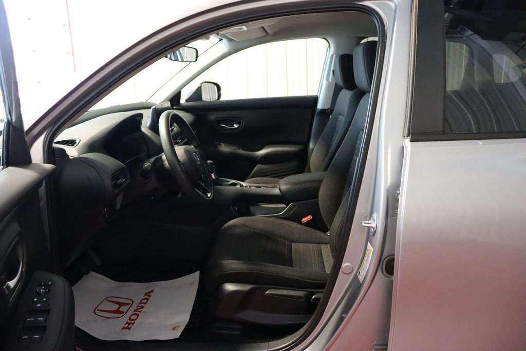 2025 Honda HR-V LX FWD in Sault Ste. Marie, Ontario - 15 - w1024h768px