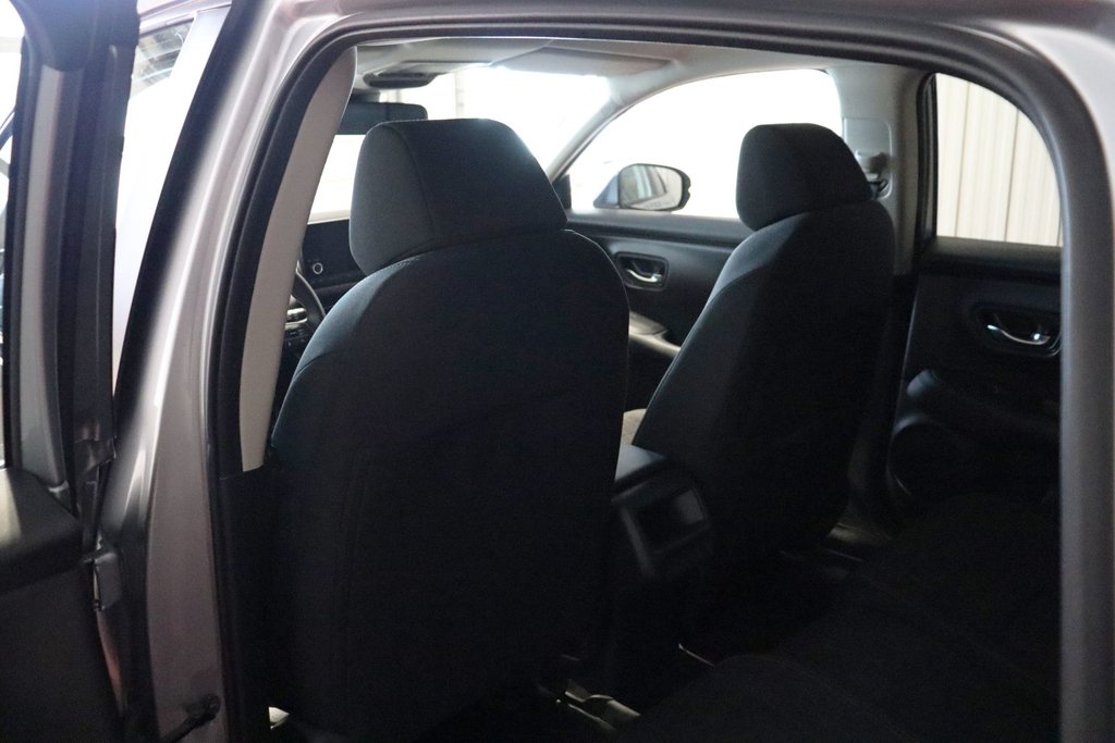 2025 Honda HR-V LX FWD in Sault Ste. Marie, Ontario - 11 - w1024h768px