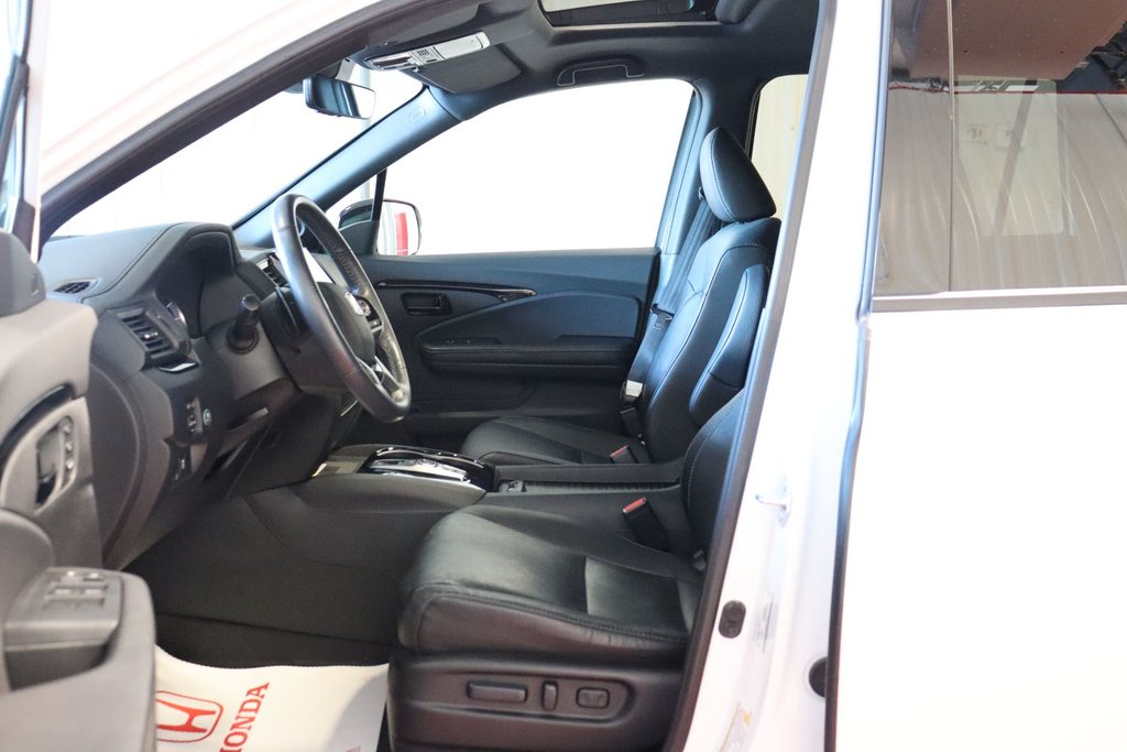 2022 Honda Passport Touring in Sault Ste. Marie, Ontario - 15 - w1024h768px