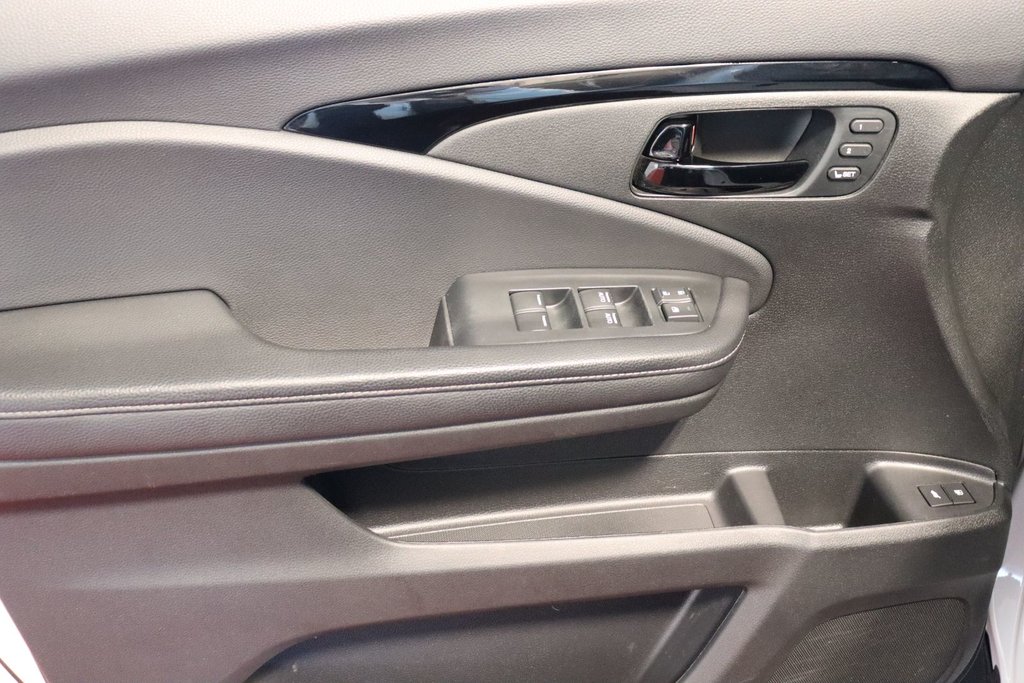 2022 Honda Passport Touring in Sault Ste. Marie, Ontario - 19 - w1024h768px