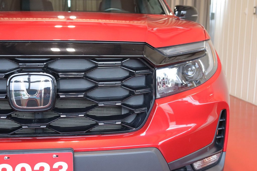 2023 Honda Passport Touring in Sault Ste. Marie, Ontario - 9 - w1024h768px