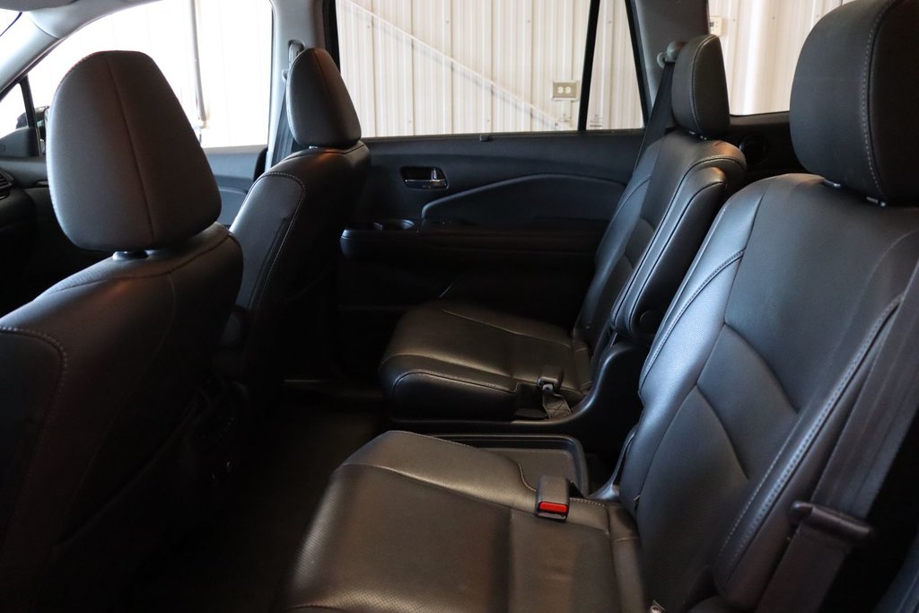 2021 Honda Pilot Touring 7-Passenger in Sault Ste. Marie, Ontario - 11 - w1024h768px