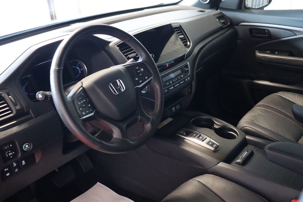 2022 Honda Pilot TrailSport in Sault Ste. Marie, Ontario - 8 - w1024h768px