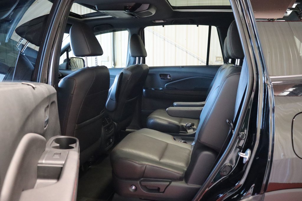 2022 Honda Pilot Black Edition in Sault Ste. Marie, Ontario - 12 - w1024h768px