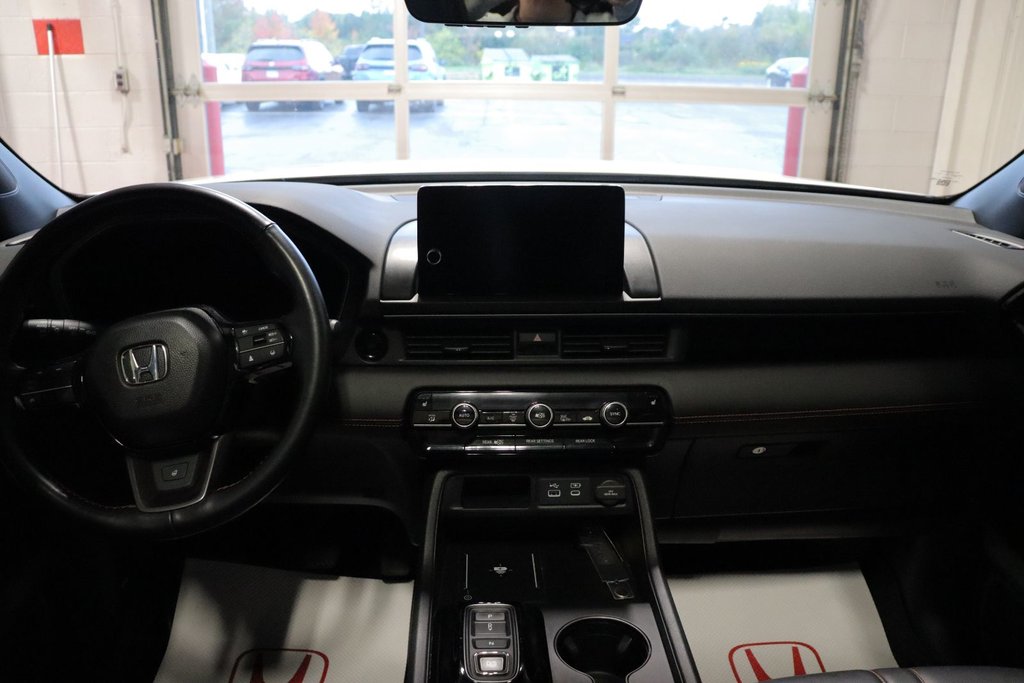 2023 Honda Pilot TrailSport in Sault Ste. Marie, Ontario - 10 - w1024h768px