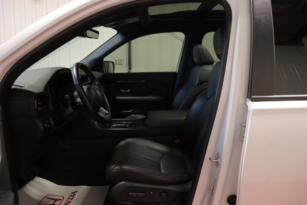 2023 Honda Pilot TrailSport in Sault Ste. Marie, Ontario - 11 - w1024h768px