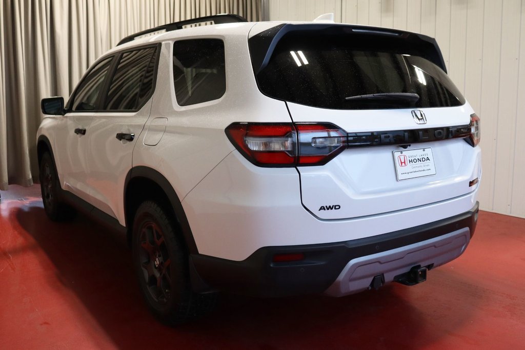 2023 Honda Pilot TrailSport in Sault Ste. Marie, Ontario - 7 - w1024h768px