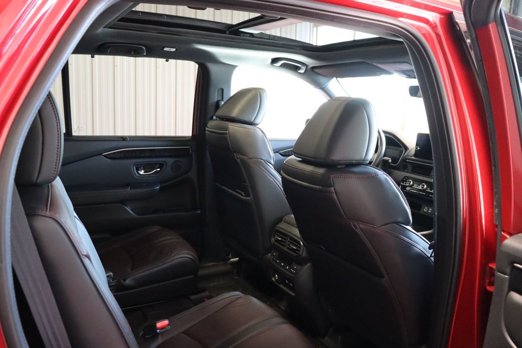 2023 Honda Pilot Black Edition in Sault Ste. Marie, Ontario - 14 - w1024h768px