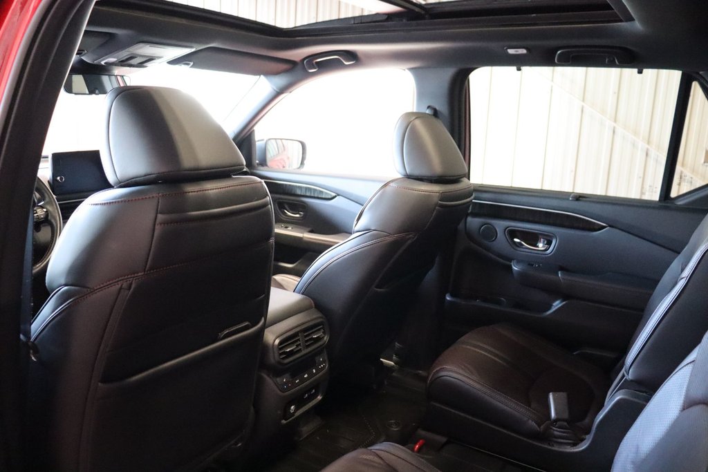 2023 Honda Pilot Black Edition in Sault Ste. Marie, Ontario - 11 - w1024h768px