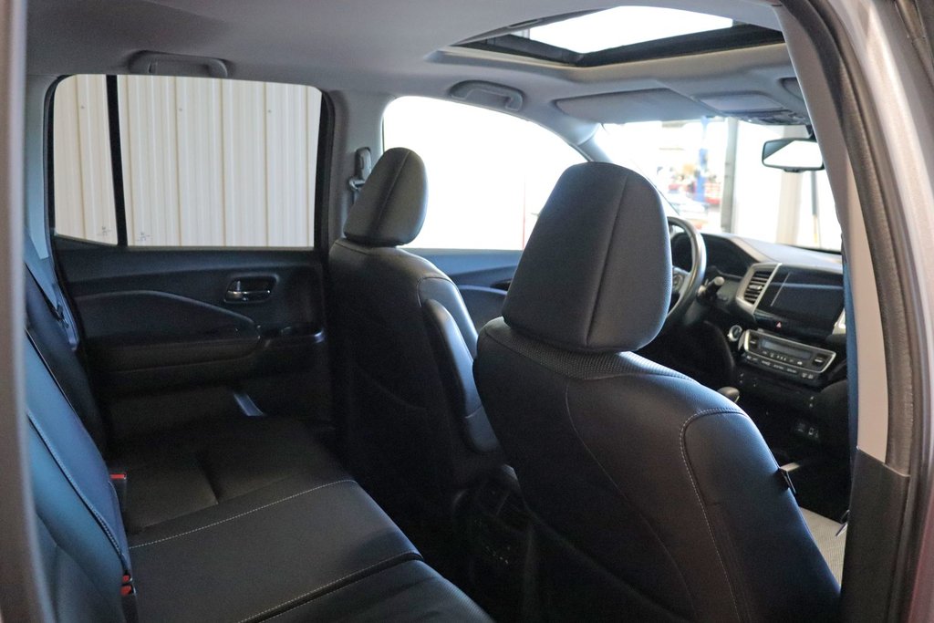 2019 Honda Ridgeline Touring in Sault Ste. Marie, Ontario - 13 - w1024h768px