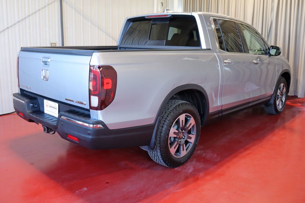 2019 Honda Ridgeline Touring in Sault Ste. Marie, Ontario - 4 - w1024h768px