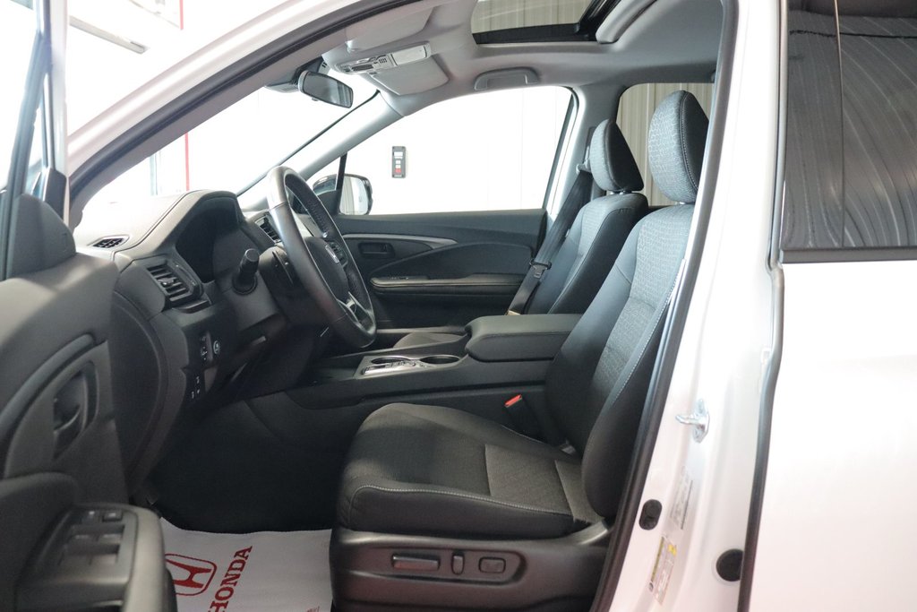 2025 Honda Ridgeline Sport in Sault Ste. Marie, Ontario - 16 - w1024h768px