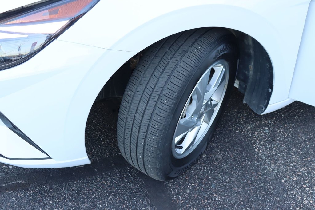 2023 Hyundai Elantra Essential in Sault Ste. Marie, Ontario - 22 - w1024h768px