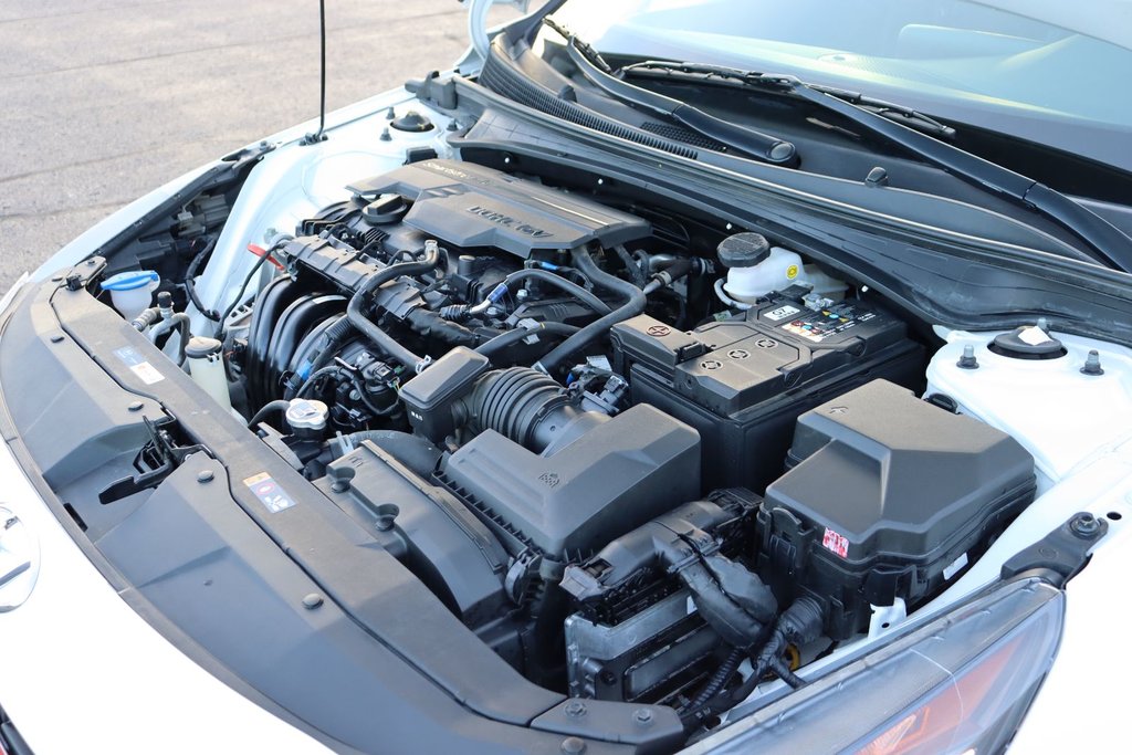 2023 Hyundai Elantra Essential in Sault Ste. Marie, Ontario - 21 - w1024h768px