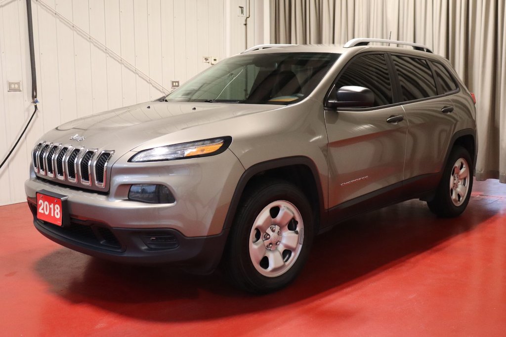 2018 Jeep Cherokee Sport in Sault Ste. Marie, Ontario - 1 - w1024h768px