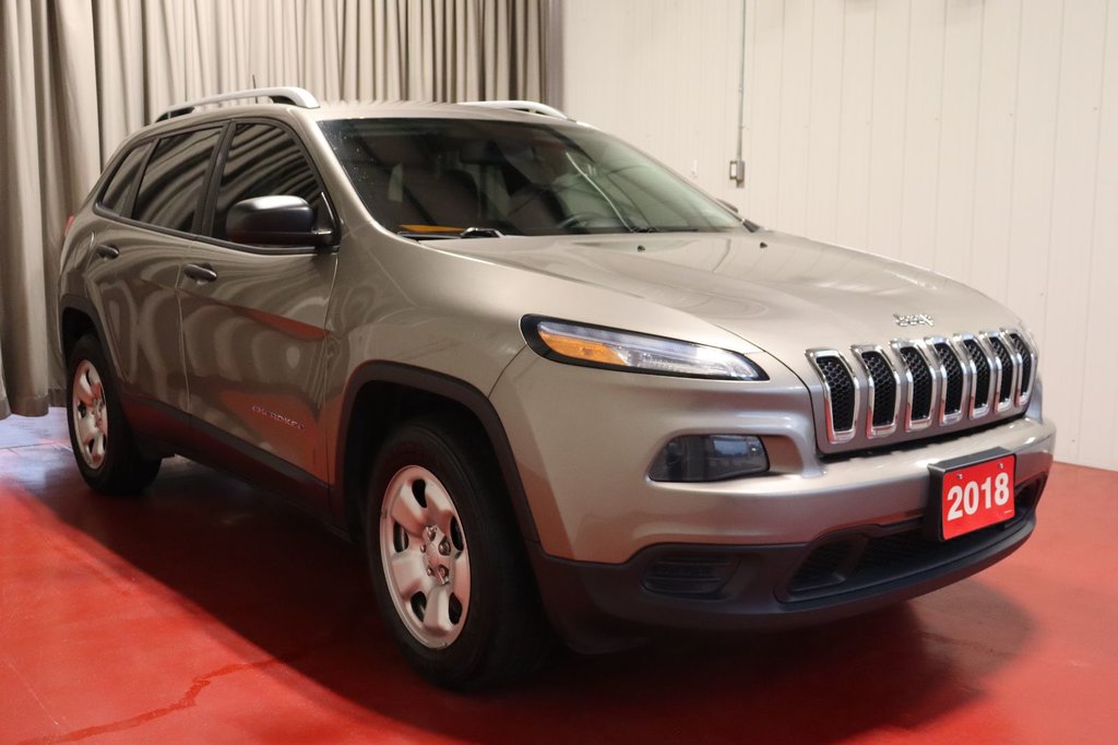 2018 Jeep Cherokee Sport in Sault Ste. Marie, Ontario - 3 - w1024h768px