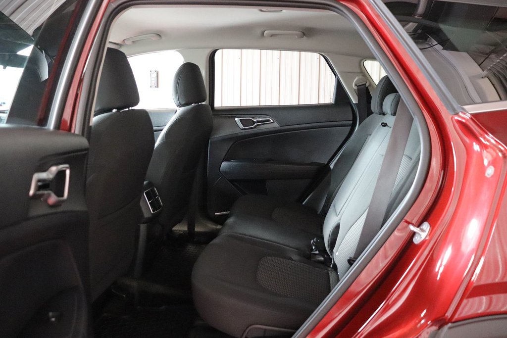 2024 Kia Sportage in Sault Ste. Marie, Ontario - 11 - w1024h768px
