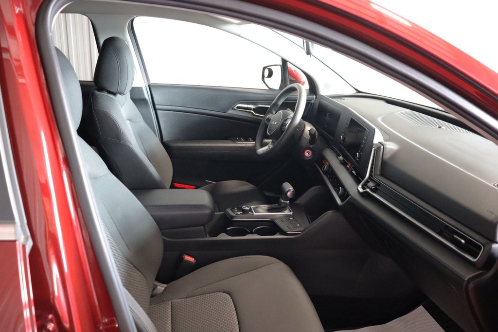 2024 Kia Sportage in Sault Ste. Marie, Ontario - 16 - w1024h768px