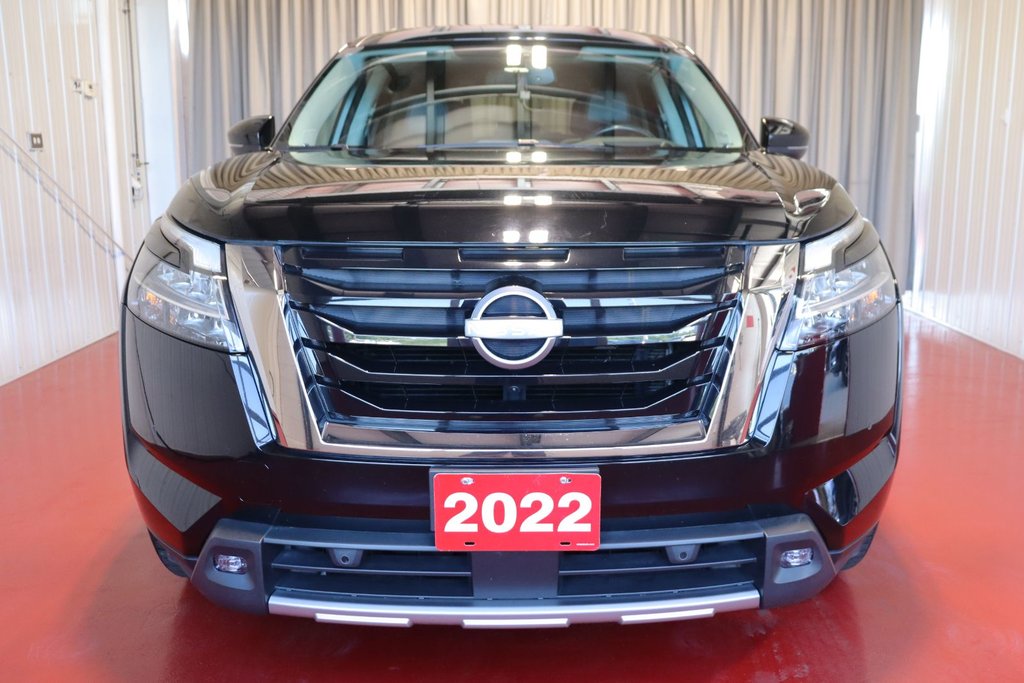 2022 Nissan Pathfinder SL in Sault Ste. Marie, Ontario - 2 - w1024h768px