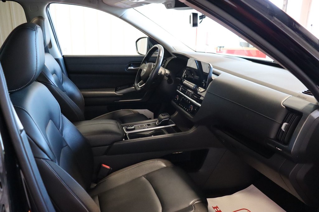 2022 Nissan Pathfinder SL in Sault Ste. Marie, Ontario - 18 - w1024h768px
