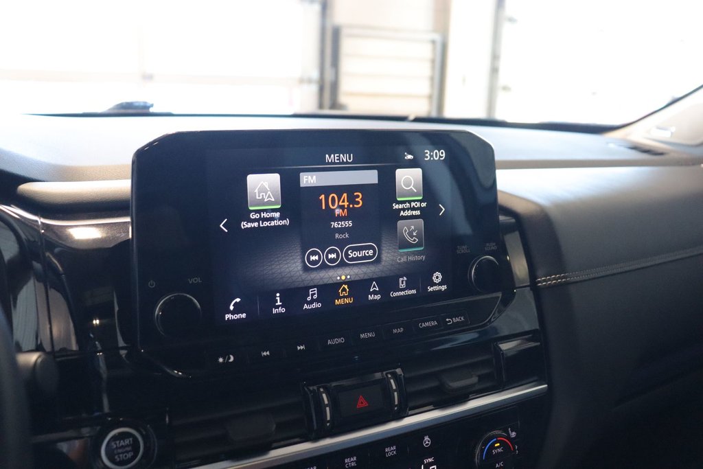 2023 Nissan Pathfinder Platinum in Sault Ste. Marie, Ontario - 25 - w1024h768px