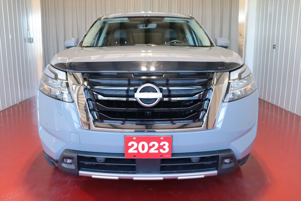 2023 Nissan Pathfinder Platinum in Sault Ste. Marie, Ontario - 2 - w1024h768px