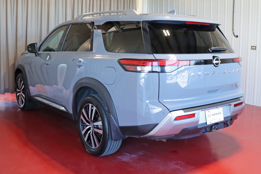 2023 Nissan Pathfinder Platinum in Sault Ste. Marie, Ontario - 7 - w1024h768px