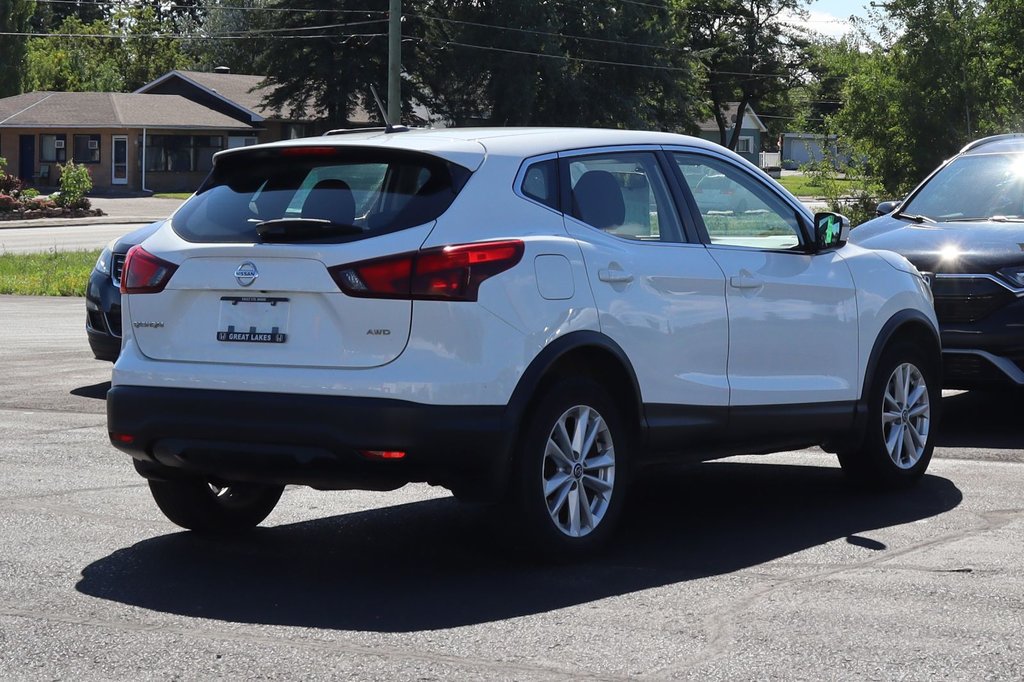 2019 Nissan Qashqai SV AWD in Sault Ste. Marie, Ontario - 4 - w1024h768px