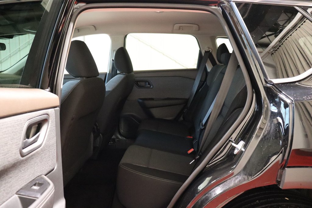 2022 Nissan Rogue S AWD in Sault Ste. Marie, Ontario - 12 - w1024h768px