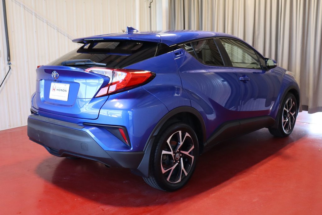 2018 Toyota C-HR XLE in Sault Ste. Marie, Ontario - 4 - w1024h768px