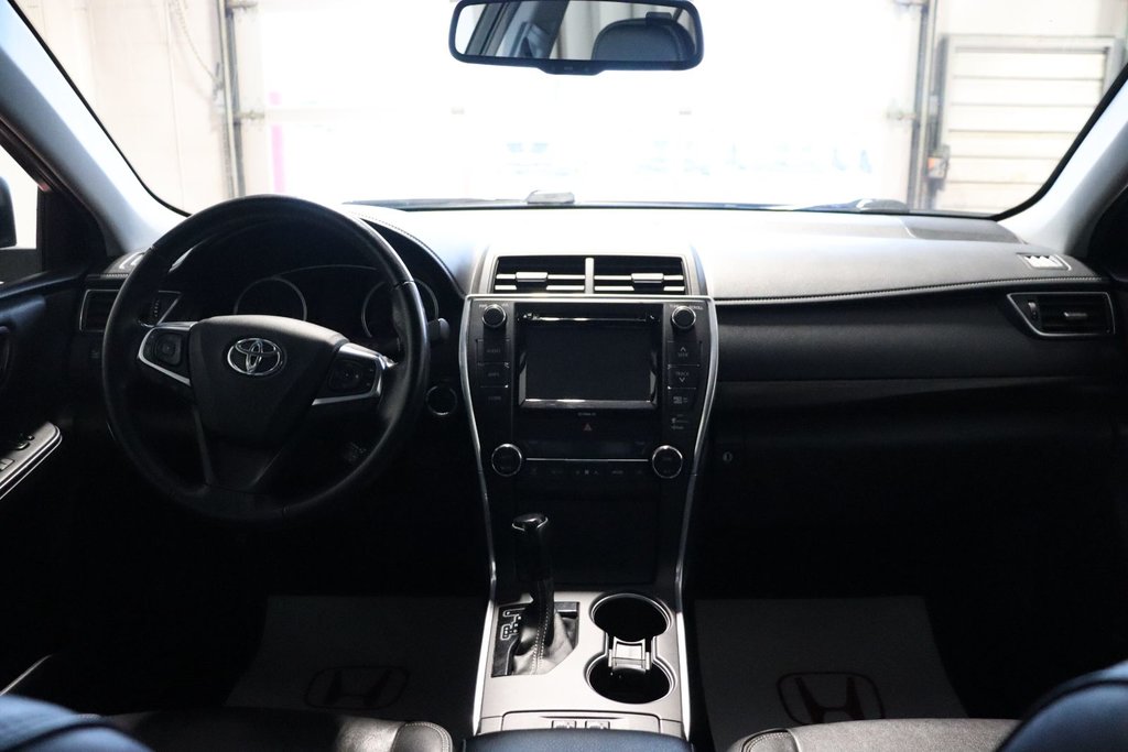 2017 Toyota Camry XLE in Sault Ste. Marie, Ontario - 9 - w1024h768px