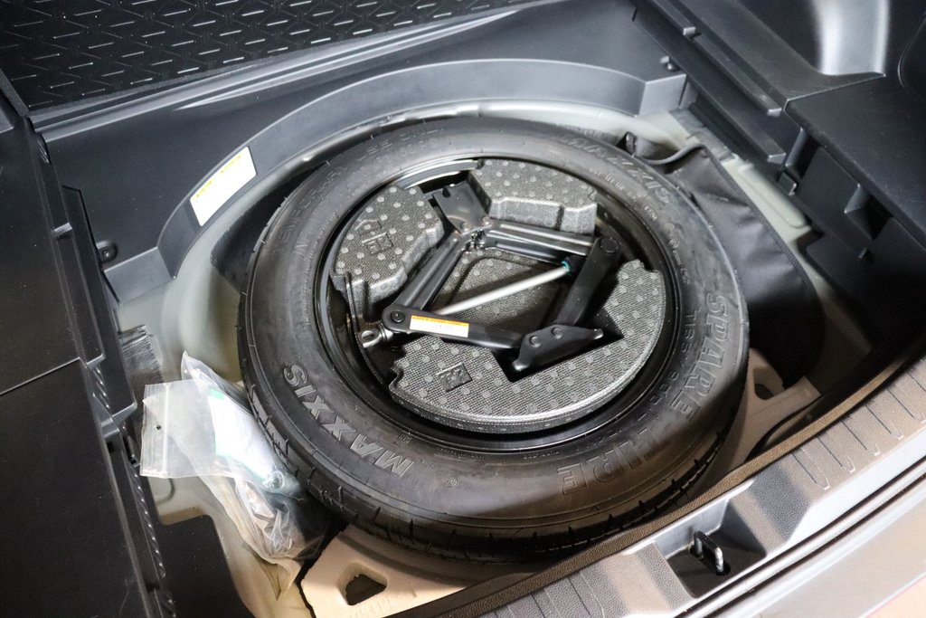 2021 Toyota RAV4 XLE in Sault Ste. Marie, Ontario - 8 - w1024h768px