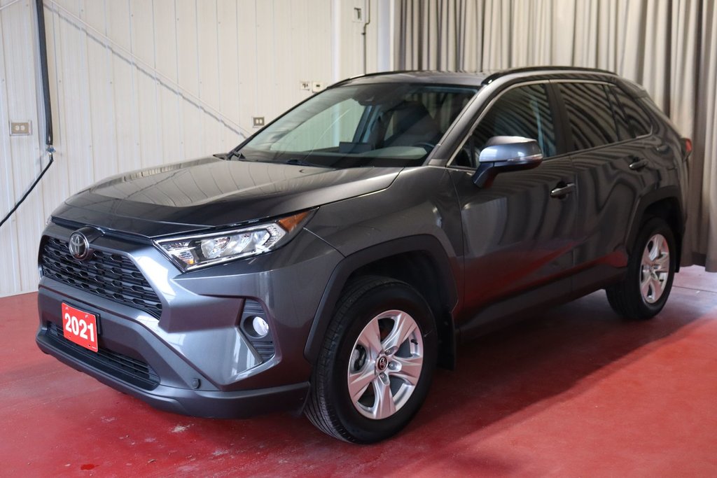 2021 Toyota RAV4 XLE in Sault Ste. Marie, Ontario - 1 - w1024h768px