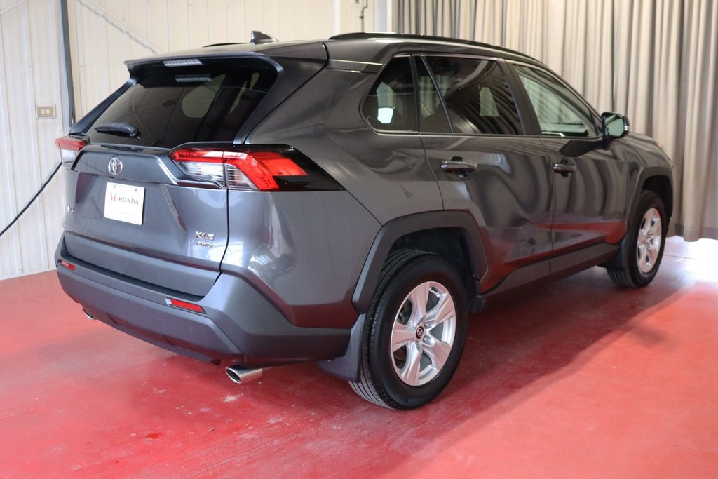 2021 Toyota RAV4 XLE in Sault Ste. Marie, Ontario - 4 - w1024h768px