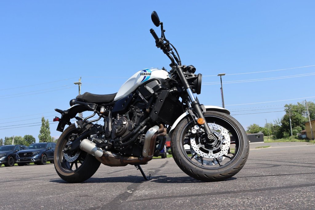 2022 Yamaha XSR700 in Sault Ste. Marie, Ontario - 2 - w1024h768px