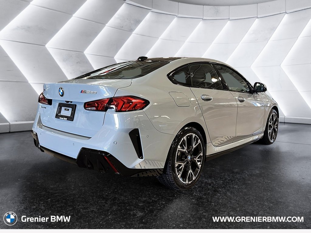 BMW 2 Series 228i xDrive 2025 à Terrebonne, Québec - 4 - w1024h768px