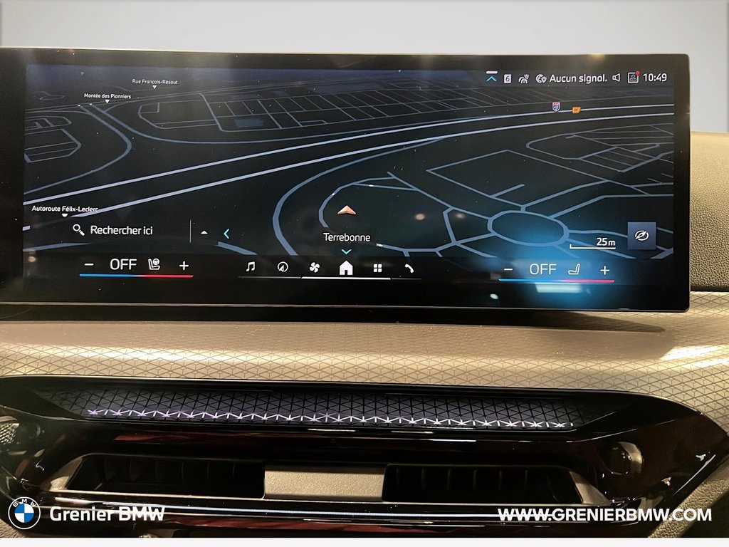 2025 BMW 230i XDrive Coupe in Terrebonne, Quebec - 15 - w1024h768px