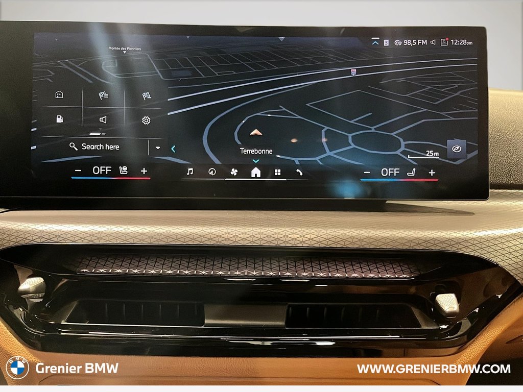 2025 BMW 3 Series 330i xDrive, Premium Package, M Sport Package in Terrebonne, Quebec - 15 - w1024h768px