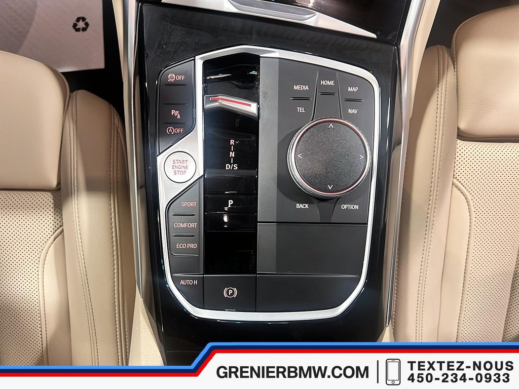 BMW 3 Series 330i xDrive Sedan, Premium Essential 2023 à Terrebonne, Québec - 12 - w1024h768px