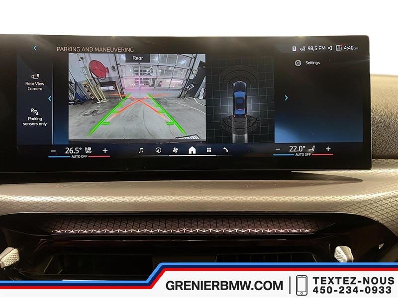 BMW 330i xDrive Sedan 2026 à Terrebonne, Québec - 14 - w1024h768px