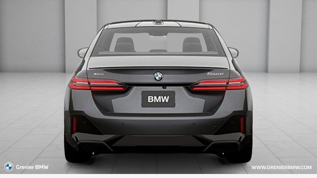 BMW 5 Series 550e xDrive 2027 à Terrebonne, Québec - 5 - w1024h768px