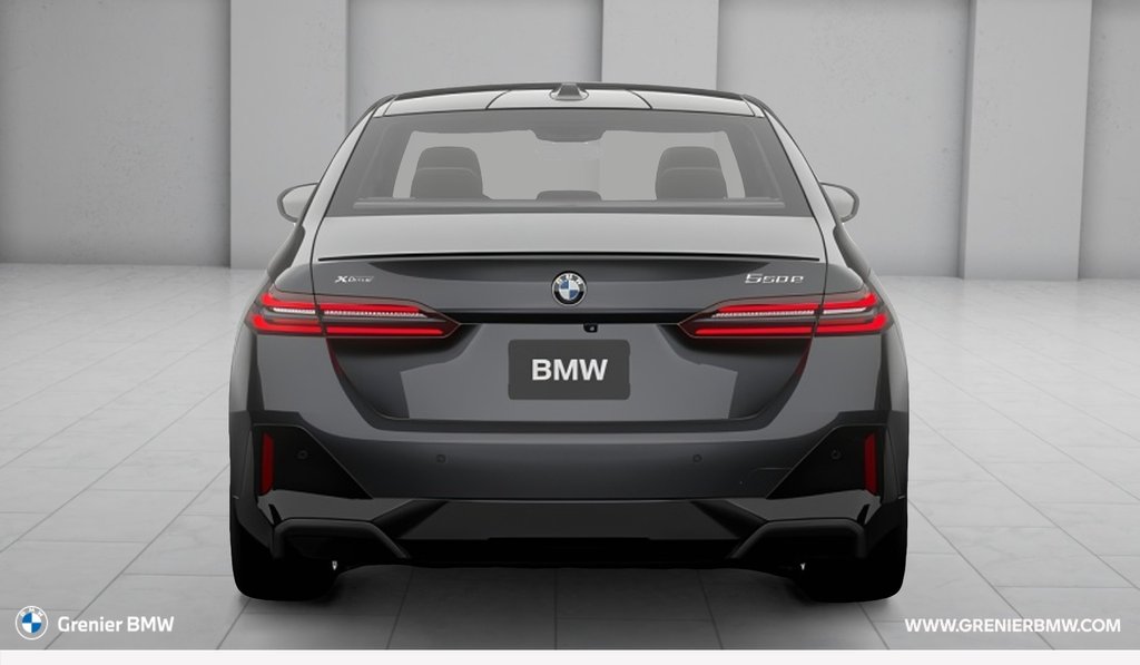 2027 BMW 5 Series 550e xDrive in Terrebonne, Quebec - 5 - w1024h768px