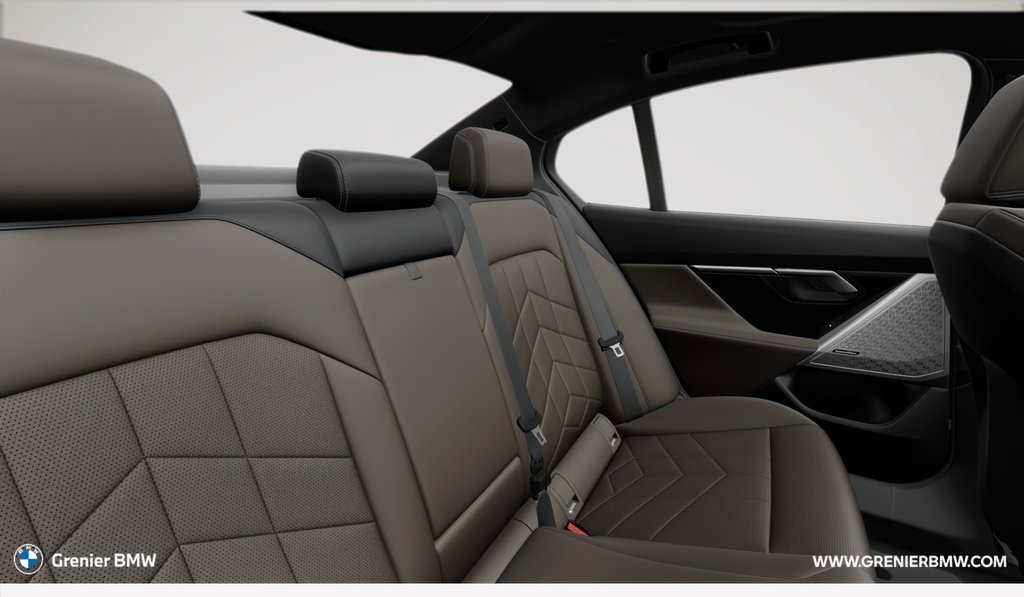 2027 BMW 5 Series 550e xDrive in Terrebonne, Quebec - 12 - w1024h768px