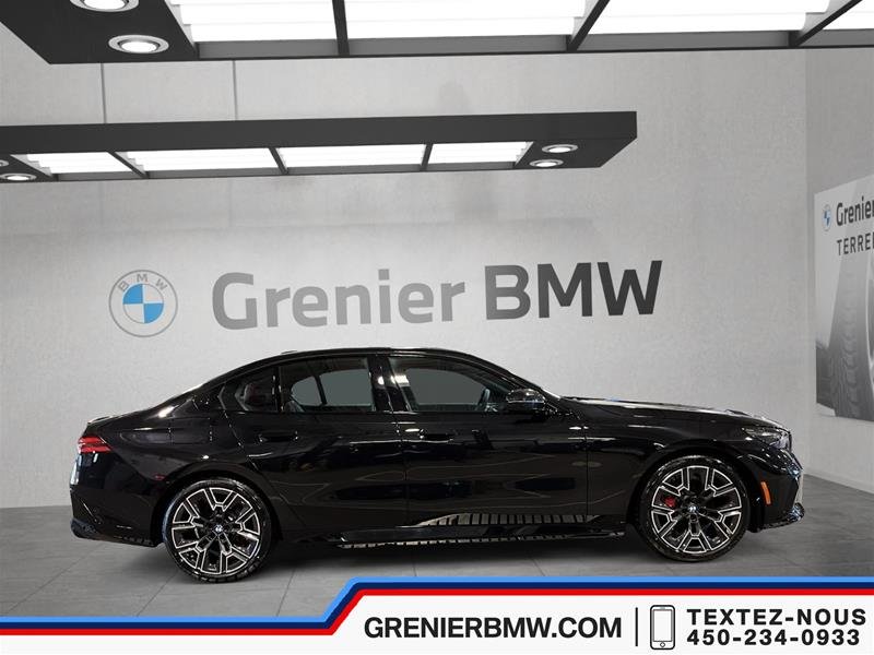 2024 BMW 530i xDrive Maintenance sans frais 3 ans/60 000km in Terrebonne, Quebec - 3 - w1024h768px