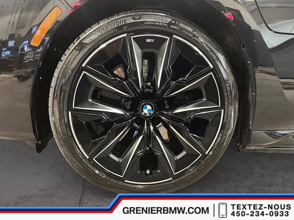 BMW 7 Series 750e xDrive Sedan, Premium Package, No Luxury Tax 2025 à Terrebonne, Québec - 8 - w1024h768px