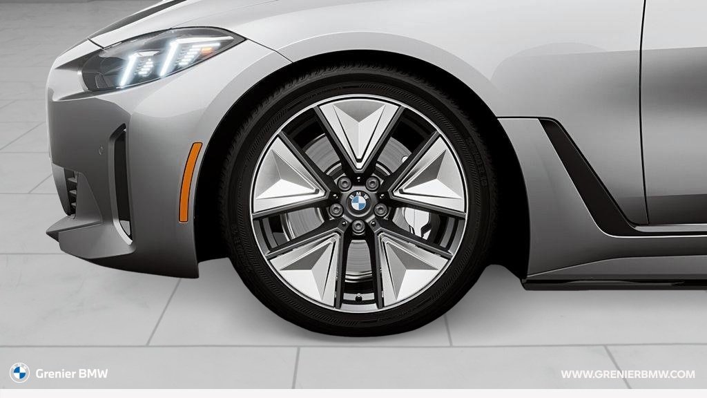 2025 BMW i4 xDrive40 in Terrebonne, Quebec - 7 - w1024h768px