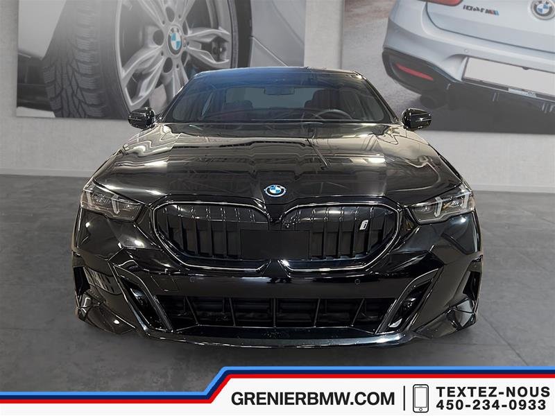 2025 BMW i5 xDrive40 Sedan in Terrebonne, Quebec - 2 - w1024h768px
