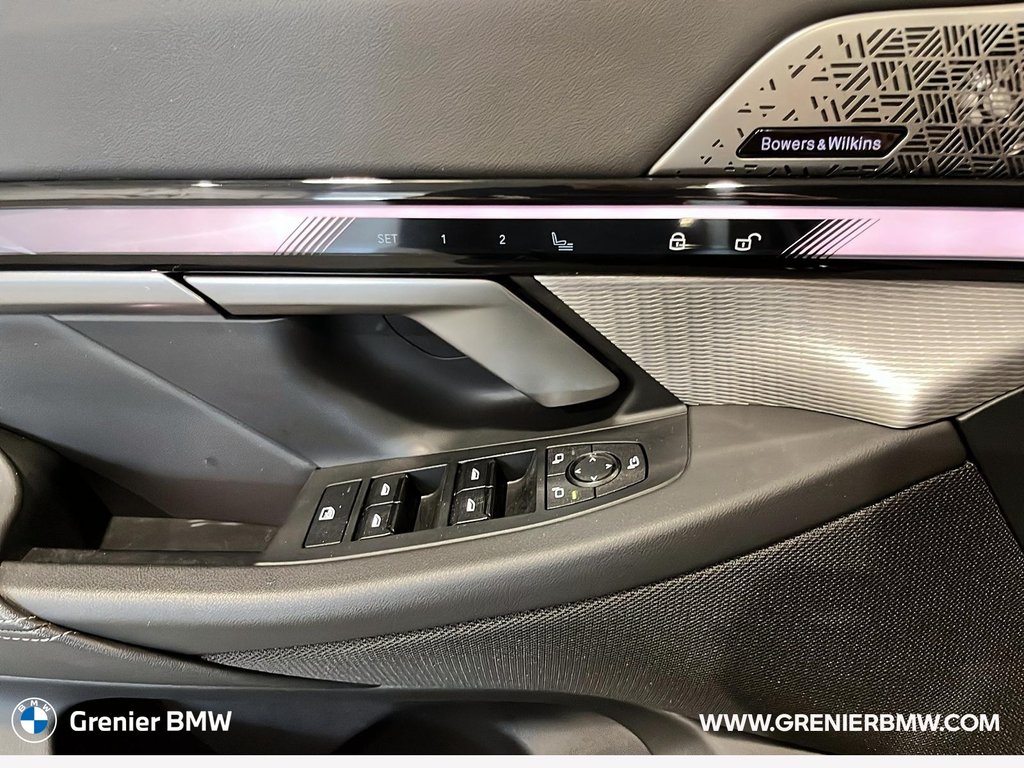 2025 BMW i5 xDrive40 in Terrebonne, Quebec - 9 - w1024h768px