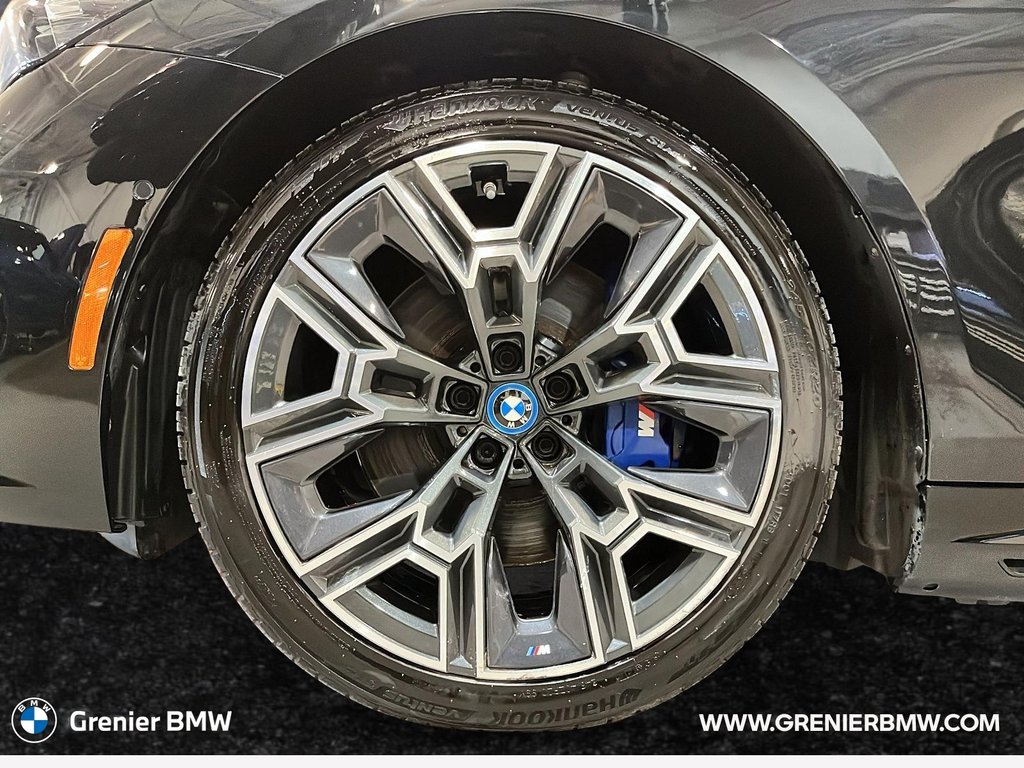 2025 BMW i5 xDrive40 in Terrebonne, Quebec - 6 - w1024h768px