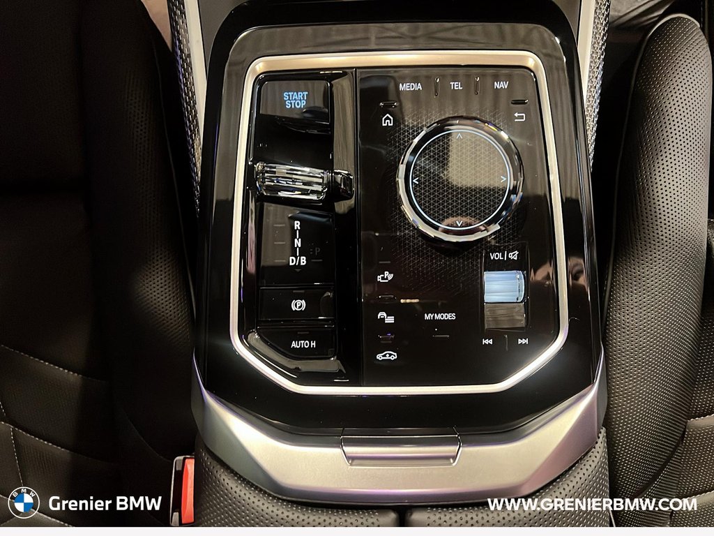 2025 BMW i7 XDrive60 Sedan in Terrebonne, Quebec - 13 - w1024h768px